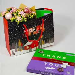 Korallvirág és Milka karácsonyi tasakban