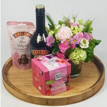 Romantikus Virágtál - Bailey's-szel és Ritter csokival